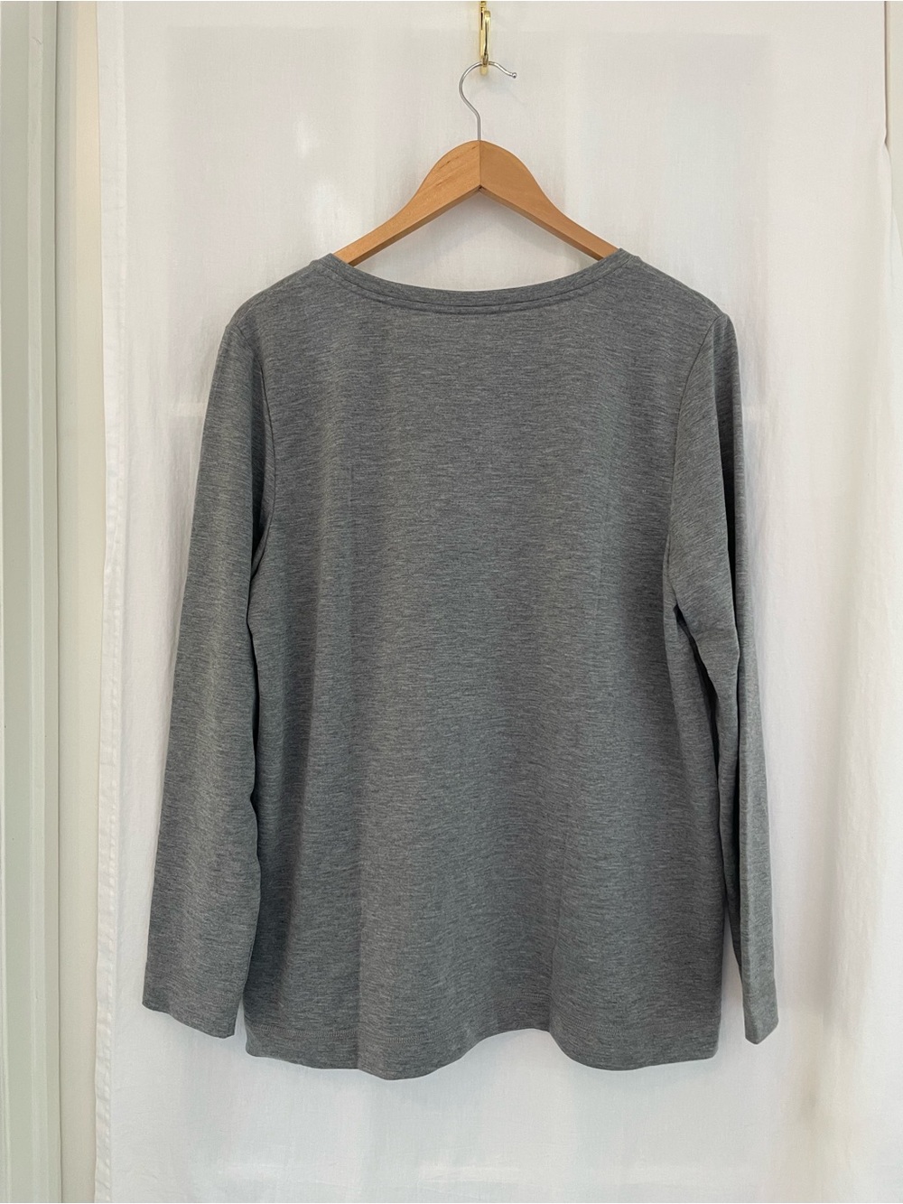 Gray Long-Sleeve Crewneck Top with Inspiring Quote - Picture 2 of 6